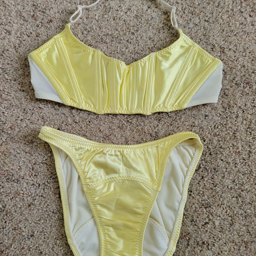 Swim suit
